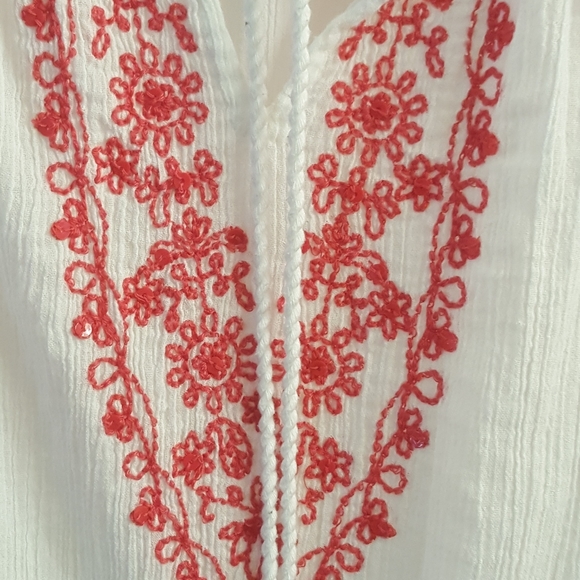 Bandolino Short Sleeve White Blause - Picture 7 of 10